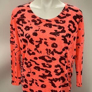 Silvergate animal print hi lo top